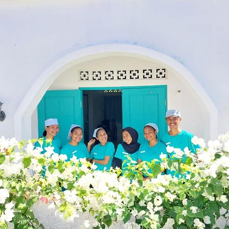 Anjo Maumere Hotel & Restaurant Екстериор снимка