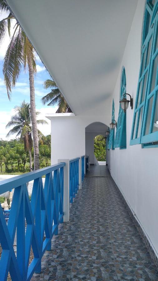 Anjo Maumere Hotel & Restaurant Екстериор снимка