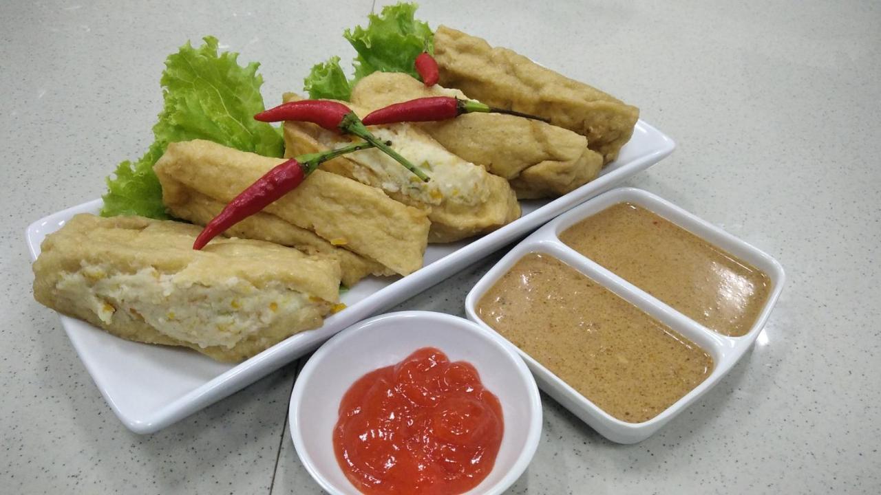 Anjo Maumere Hotel & Restaurant Екстериор снимка