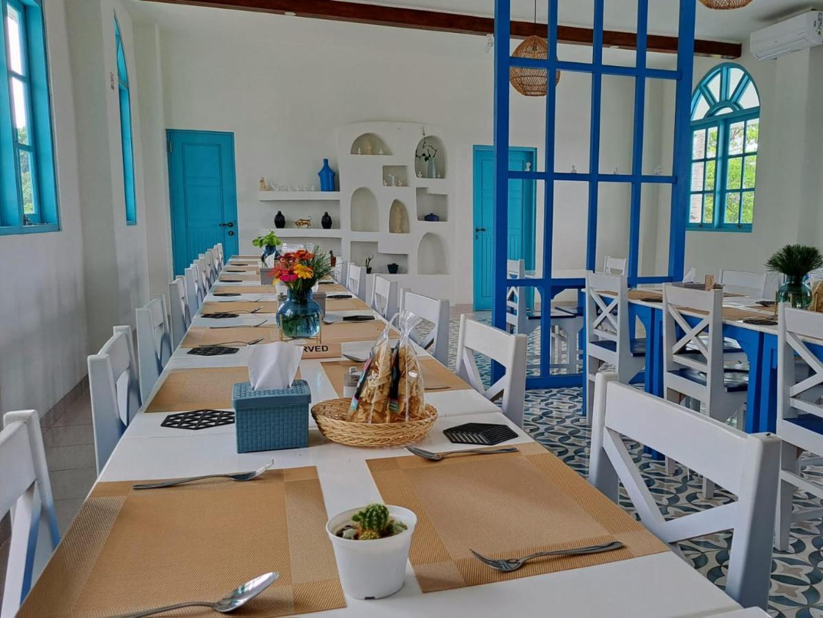 Anjo Maumere Hotel & Restaurant Екстериор снимка