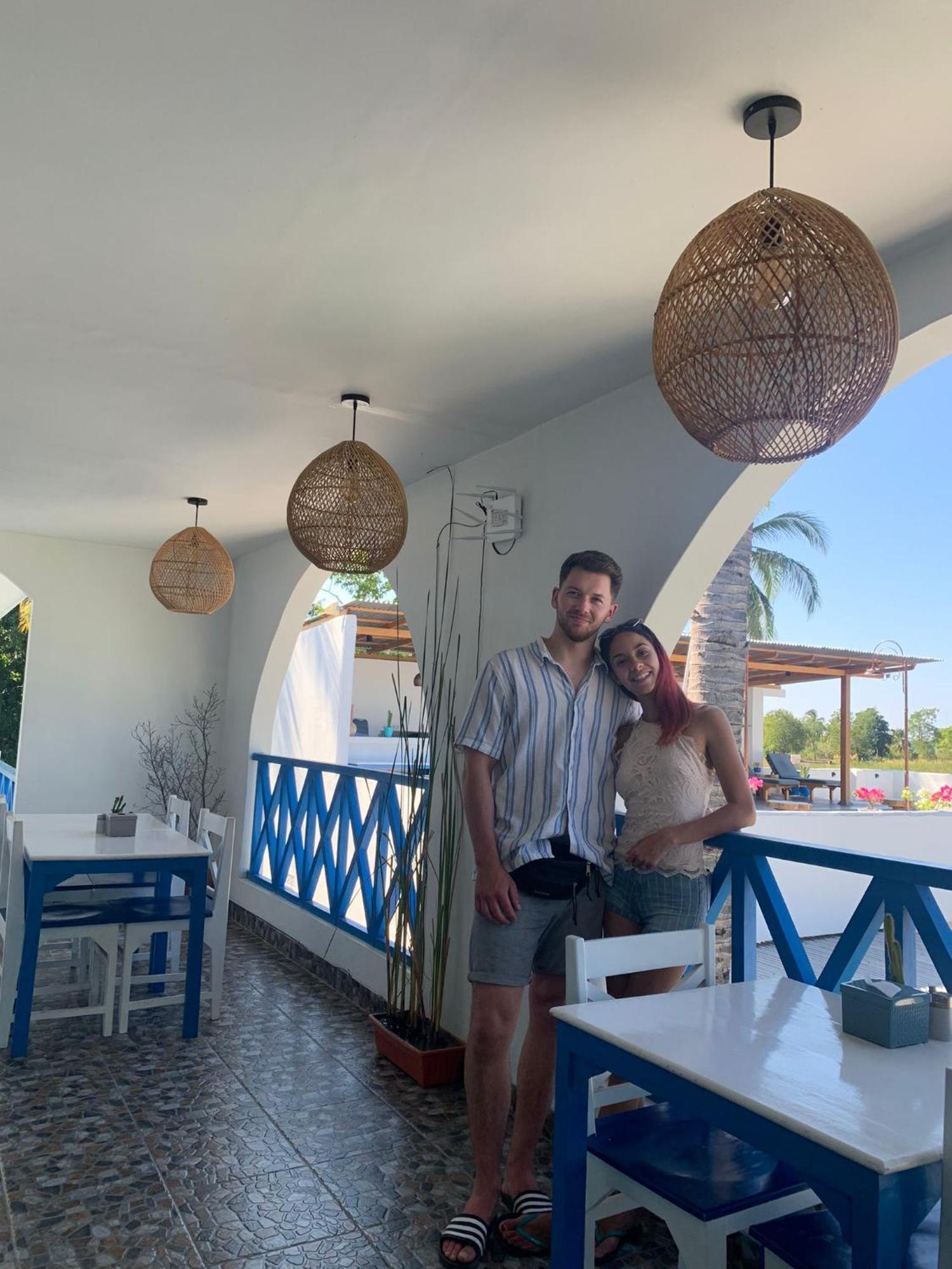 Anjo Maumere Hotel & Restaurant Екстериор снимка