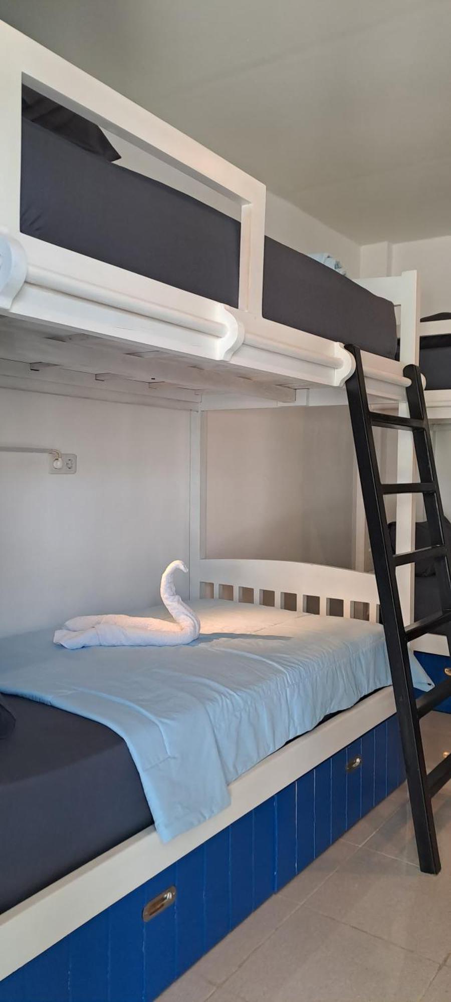 Anjo Maumere Hotel & Restaurant Екстериор снимка